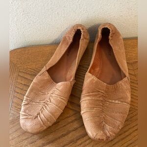 SUNDANCE “Vivian’s” Ruched Caramel Leather Flats Size 38 equals 7.5 USA